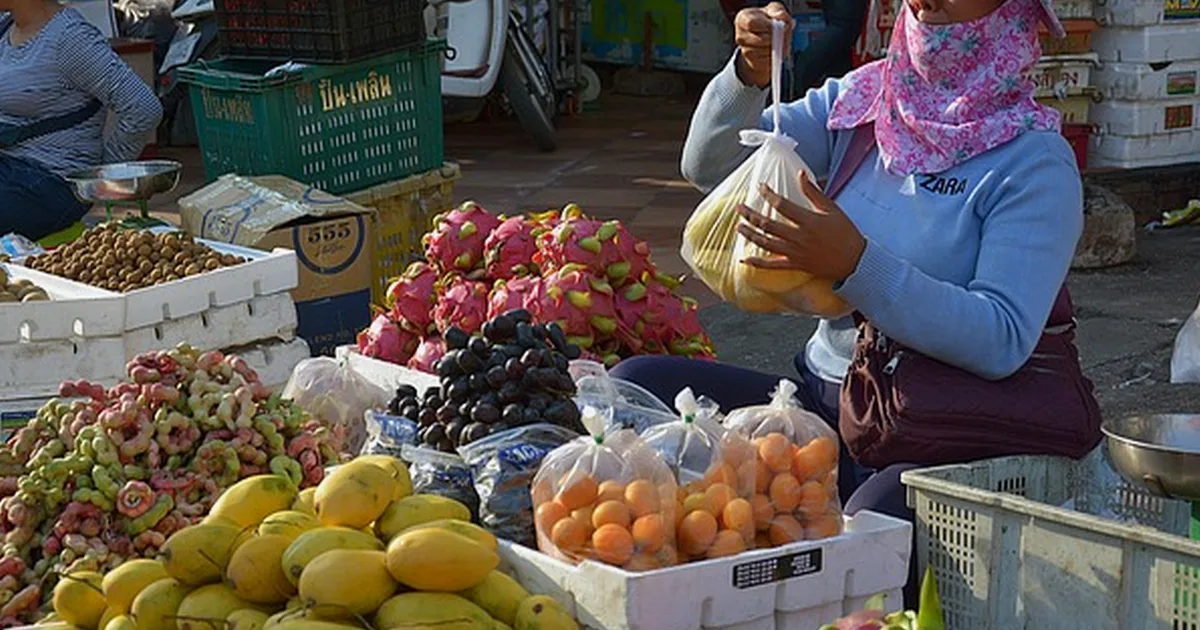 Darte de alta no te reserva un puesto en el mercadillo