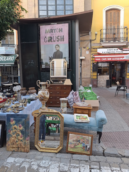 Mercadillo El Jueves en Sevilla — Tradición y productos