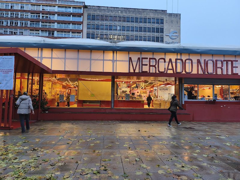 Mercado Norte Municipal en Burgos: Mercadillo semanal
