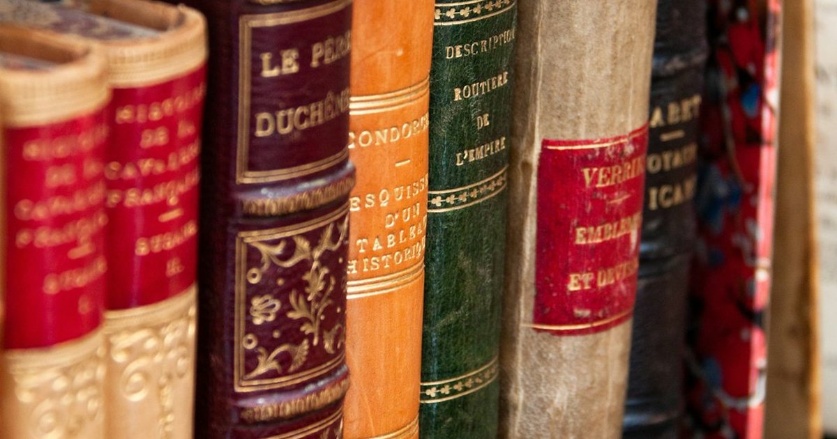 Planifica tu visita y localiza libros, discos y medios usados